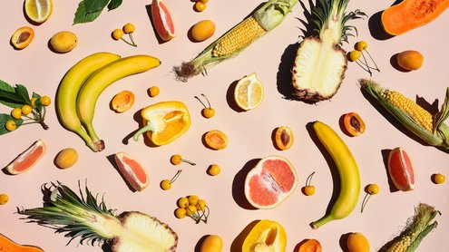 Collage verschiedener Obstst&uuml;cke